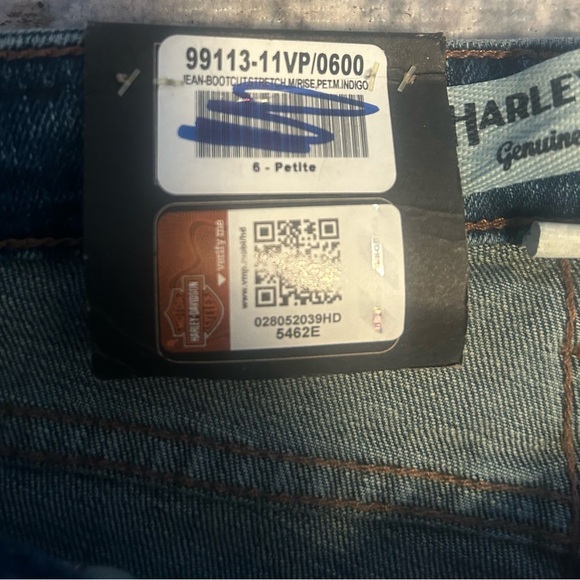 Woman’s size 6p Harley Davidson jeans - Picture 5 of 5
